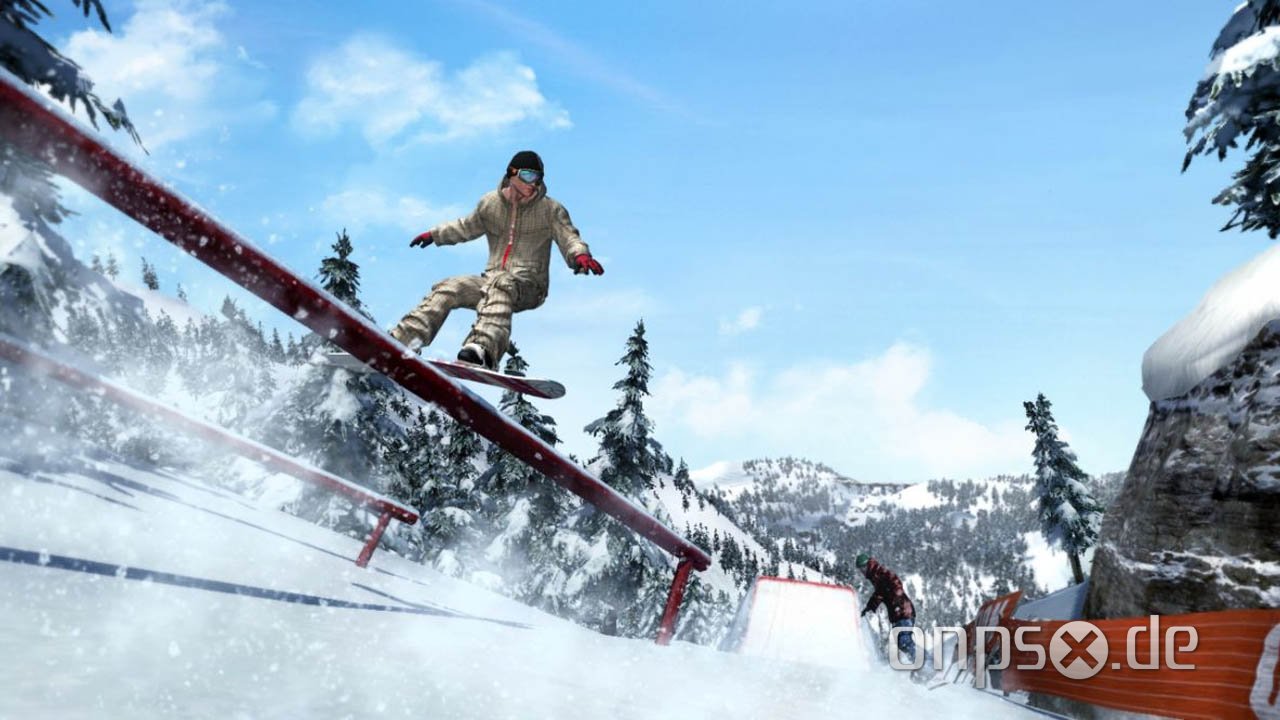 Shaun White Snowboarding